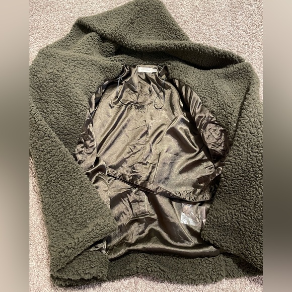 Olive Green Teddy Coat - Picture 5 of 5